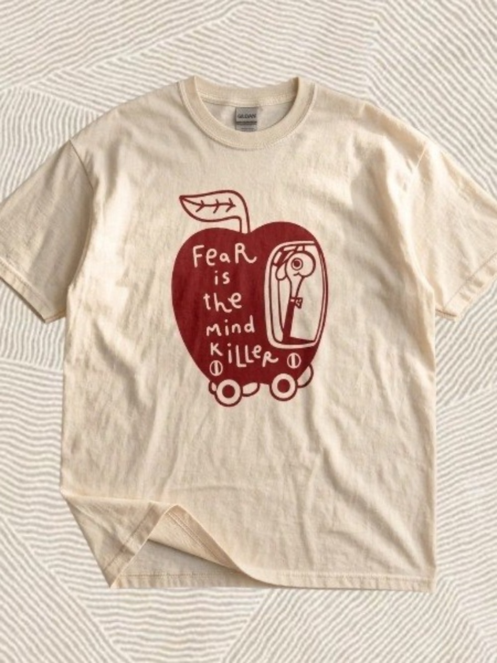 Gildan Cream “fear is the mind” graphic tee